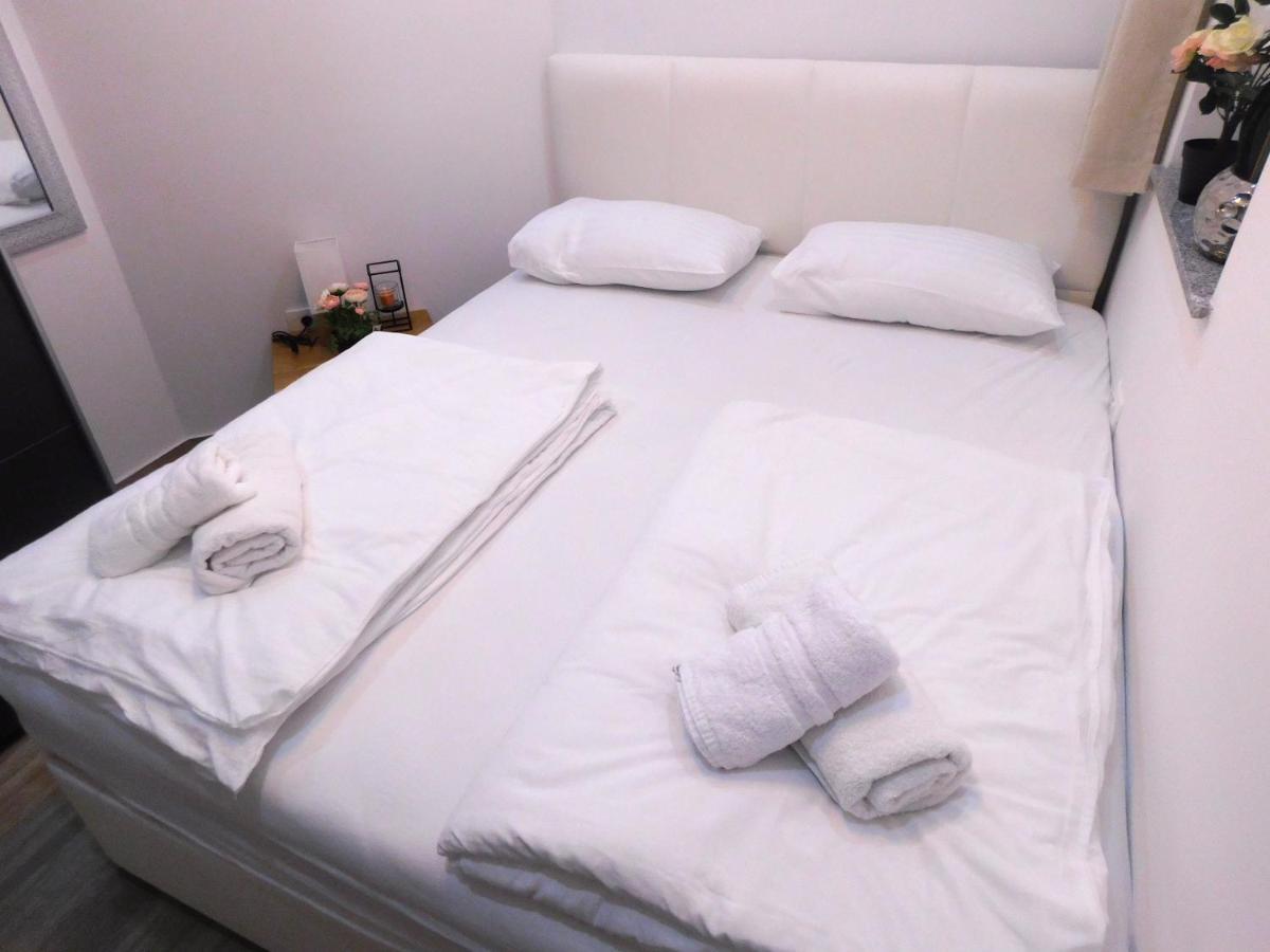 Active Chillax Oasis Apartments Ancarano Esterno foto
