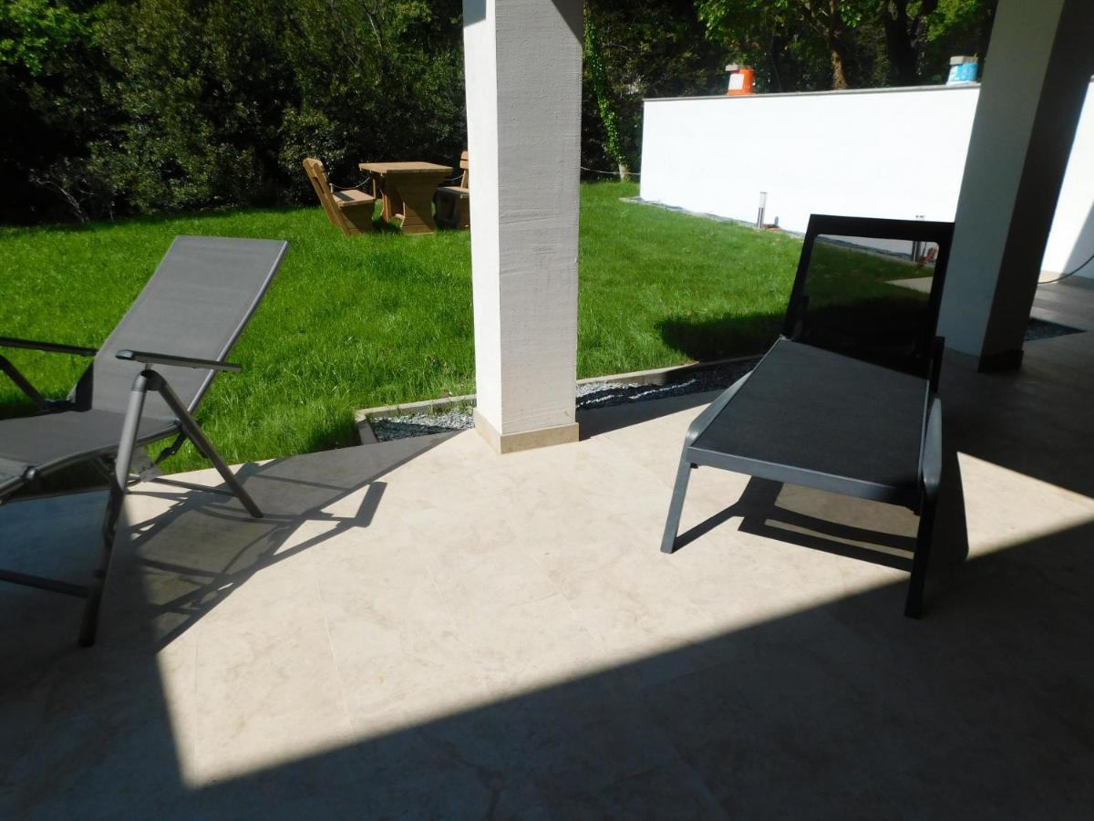 Active Chillax Oasis Apartments Ancarano Esterno foto