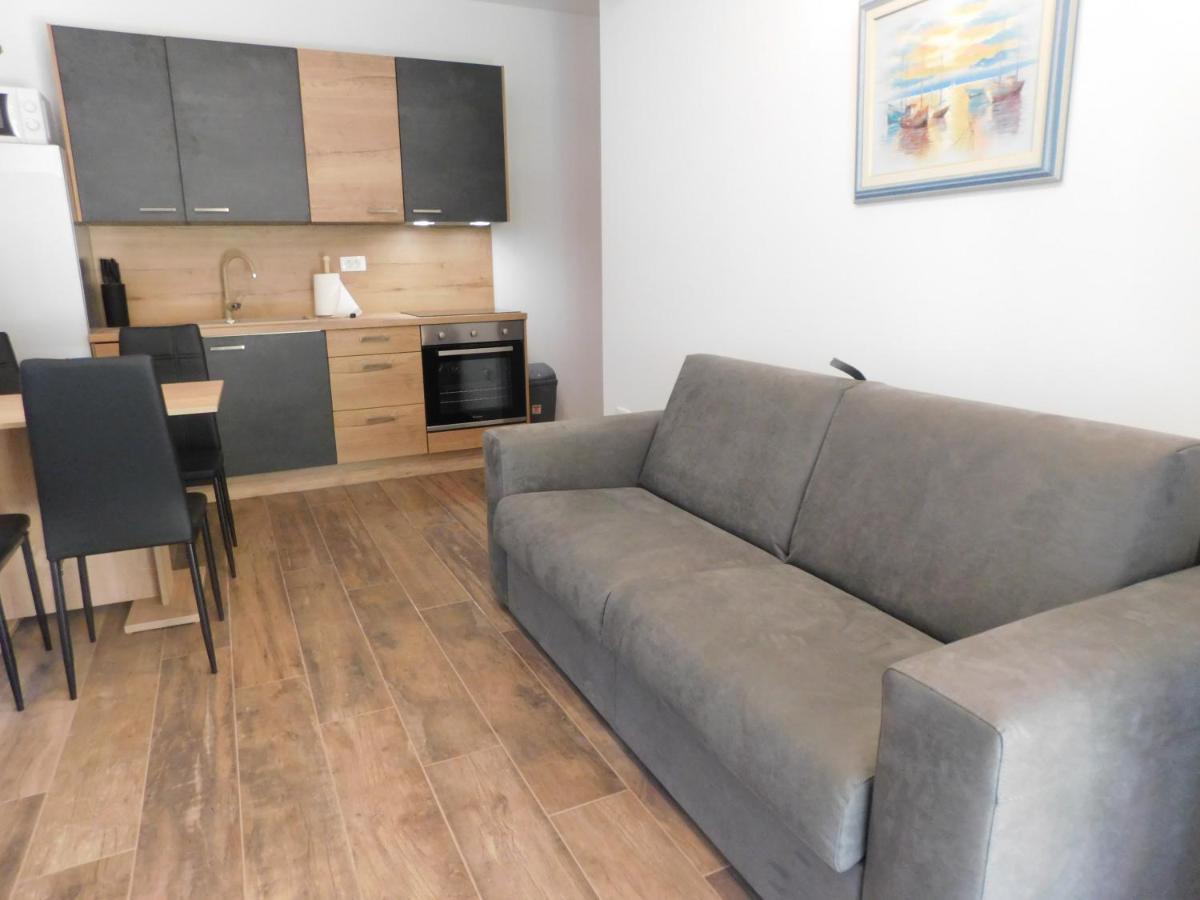 Active Chillax Oasis Apartments Ancarano Esterno foto