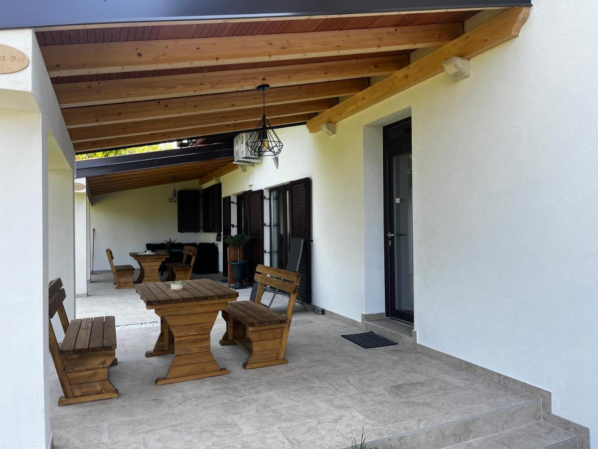 Active Chillax Oasis Apartments Ancarano Esterno foto