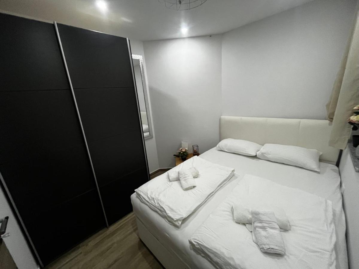 Active Chillax Oasis Apartments Ancarano Esterno foto