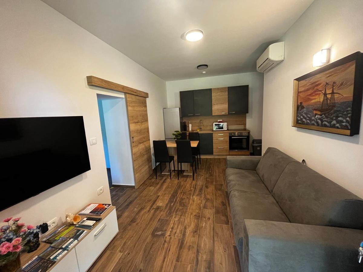 Active Chillax Oasis Apartments Ancarano Esterno foto