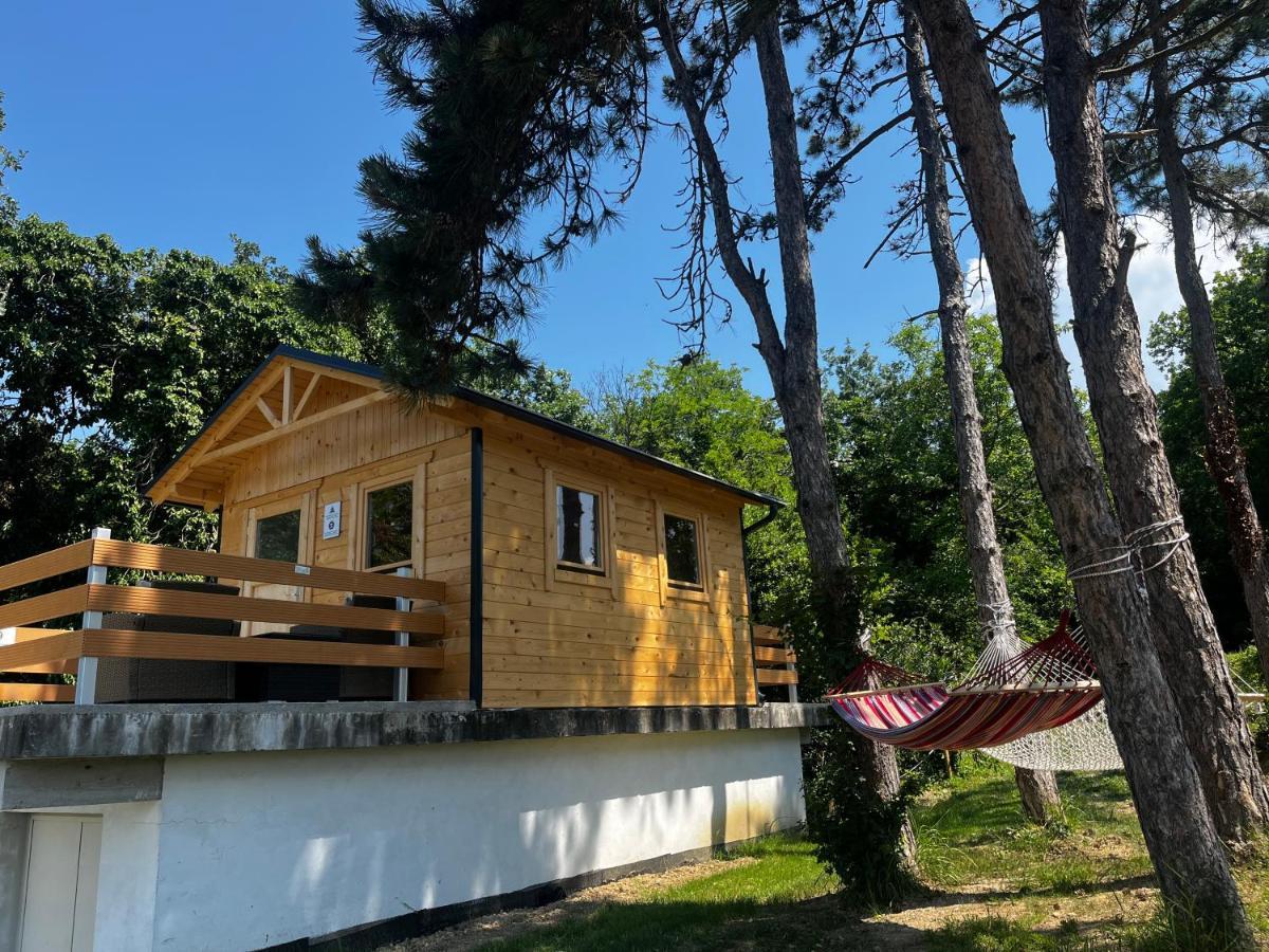Active Chillax Oasis Apartments Ancarano Esterno foto
